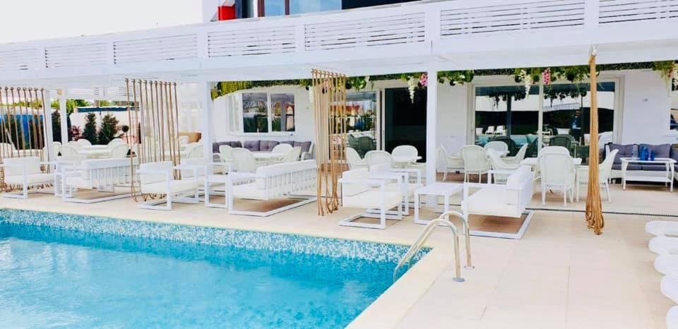 Unique Residence Apartament Navodari Dış mekan fotoğraf